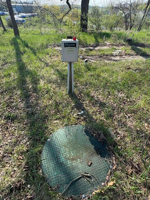 Tiny photo for 60 Ln 273 Lake James, Angola, IN 46703 (MLS # 202614384)