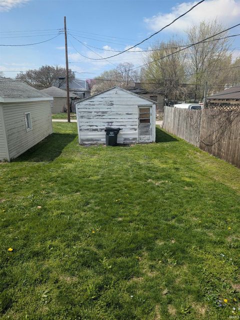 Tiny photo for 1127 S Buckeye Street, Kokomo, IN 46902 (MLS # 202612203)