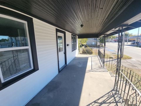 Tiny photo for 15 N Benton Street, Peru, IN 46970 (MLS # 202542577)