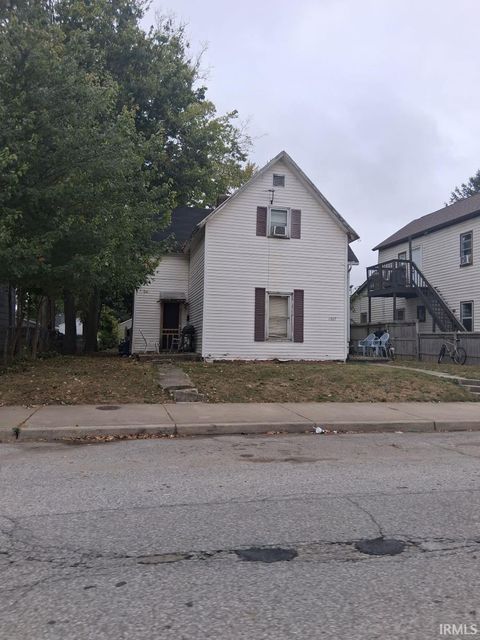 Photo of 1307 Main Street, Kokomo, IN 46902 (MLS # 202547140)