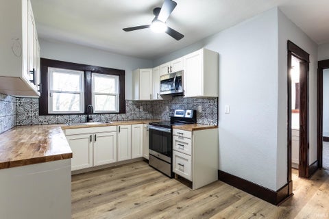 Tiny photo for 675 N Flint Road, Angola, IN 46703 (MLS # 202639800)