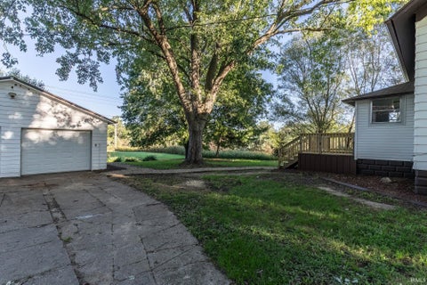Tiny photo for 675 N Flint Road, Angola, IN 46703 (MLS # 202639800)