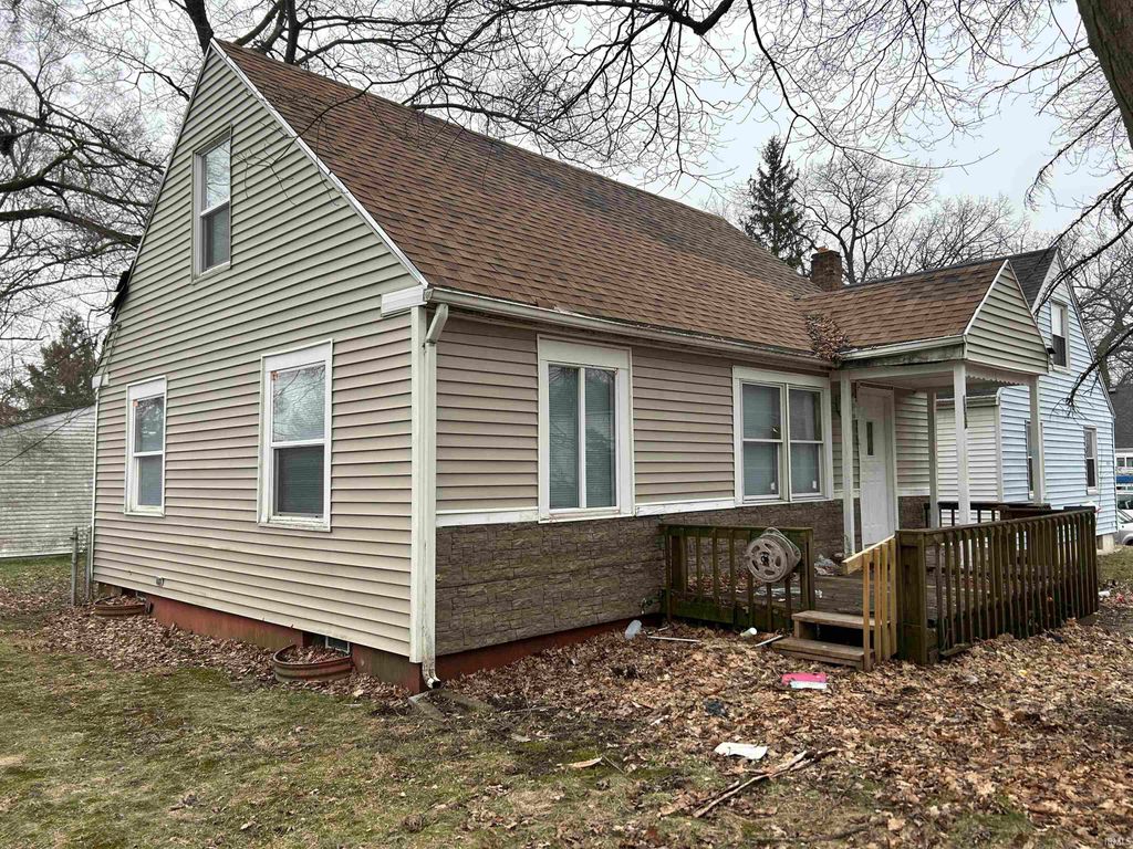 Photo of 1806 Obrien Street, South Bend, IN 46628 (MLS # 202616605)