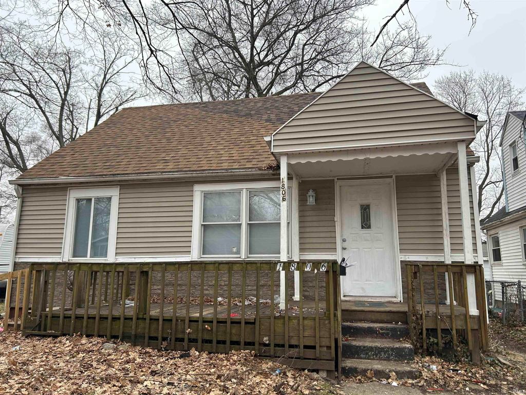 Photo of 1806 Obrien Street, South Bend, IN 46628 (MLS # 202616605)