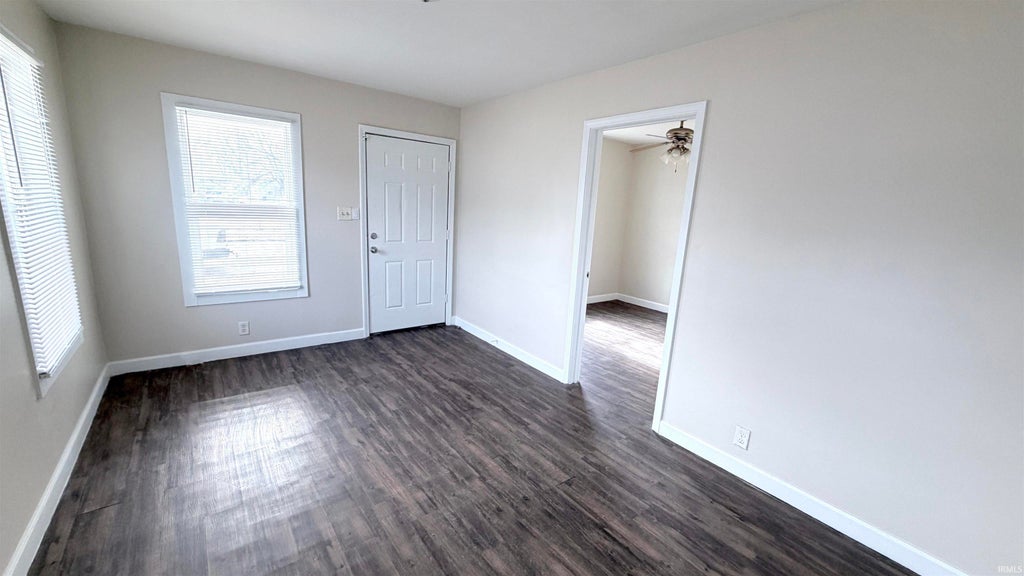 Photo of 608 Ravenswood Drive, Evansville, IN 47713 (MLS # 202636284)