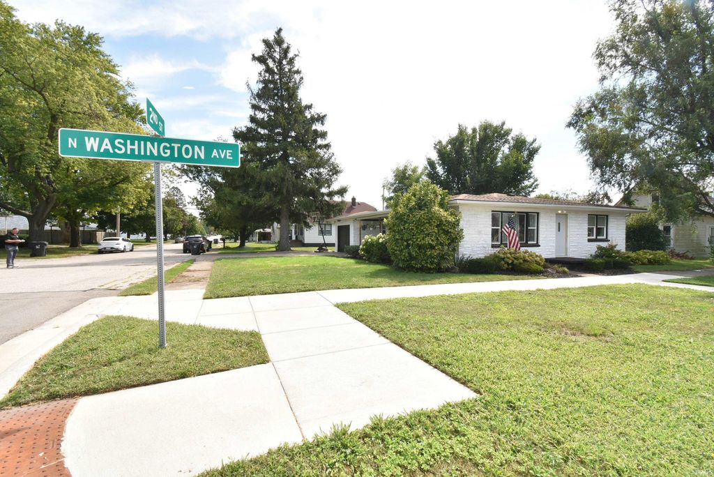 Photo of 307 N Washington Avenue, Fowler, IN 47944 (MLS # 202536037)