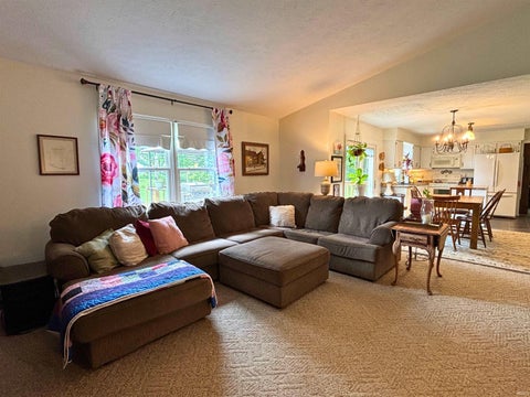 Tiny photo for 5704 N 300 W, Sharpsville, IN 46068 (MLS # 202629955)