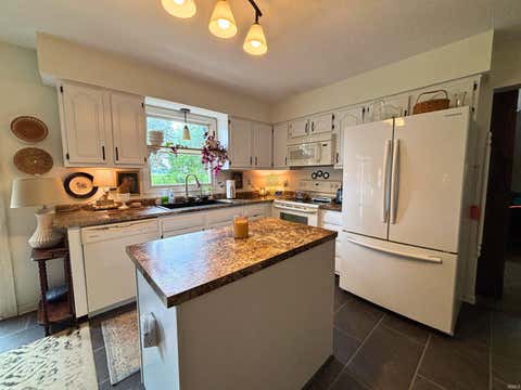 Tiny photo for 5704 N 300 W, Sharpsville, IN 46068 (MLS # 202629955)