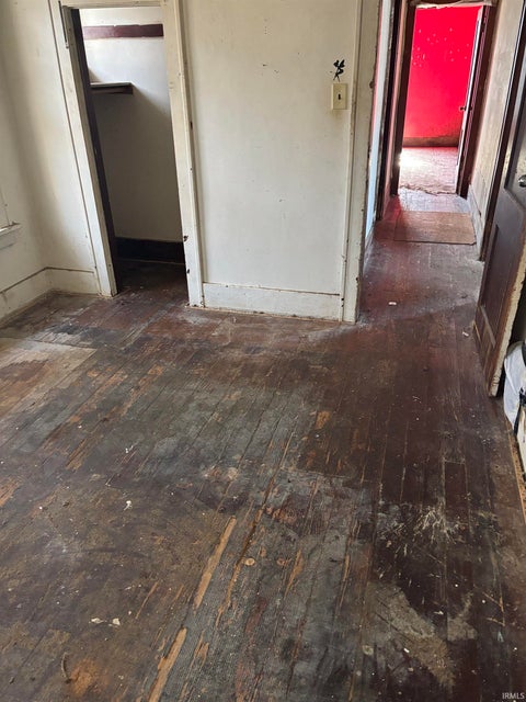 Tiny photo for 621 E Dayton Street, South Bend, IN 46613 (MLS # 202637957)