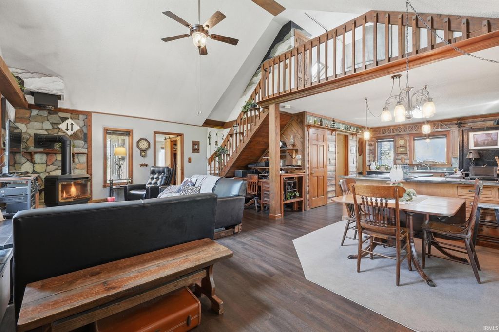 Photo of 7732 E 200 S, Avilla, IN 46710 (MLS # 202609812)