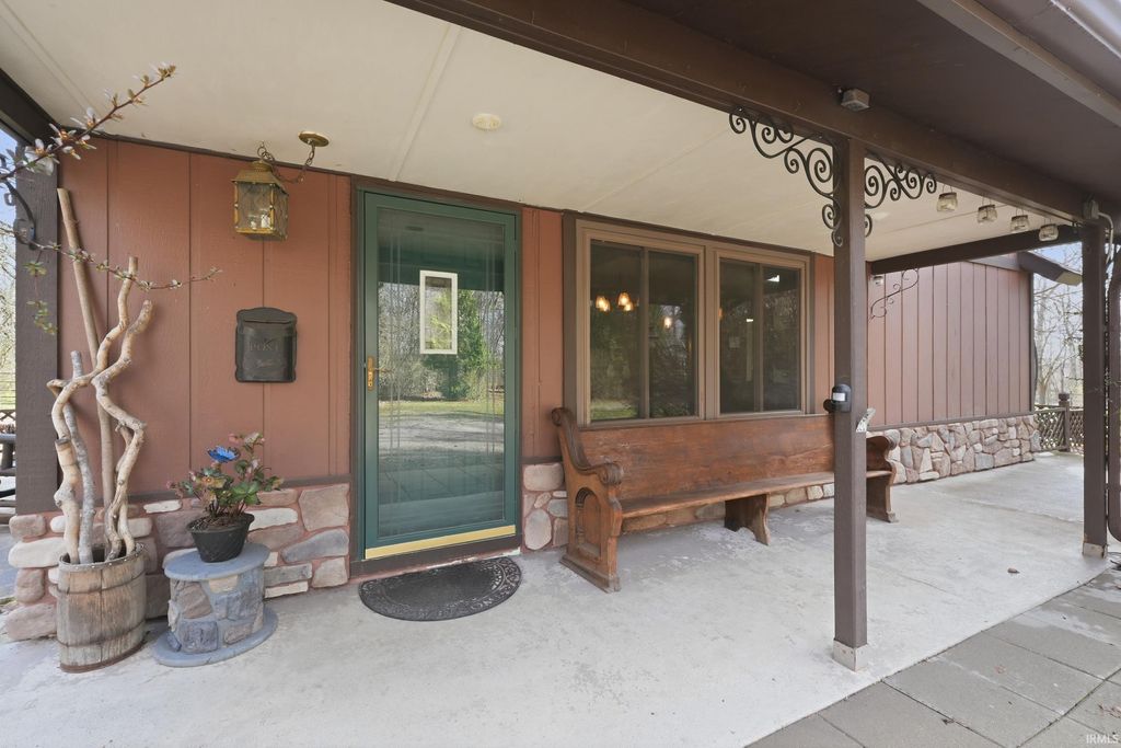 Photo of 7732 E 200 S, Avilla, IN 46710 (MLS # 202609812)