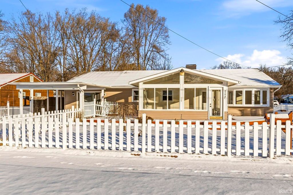 Photo of 620 Modrell Boulevard, Elkhart, IN 46514 (MLS # 202601883)