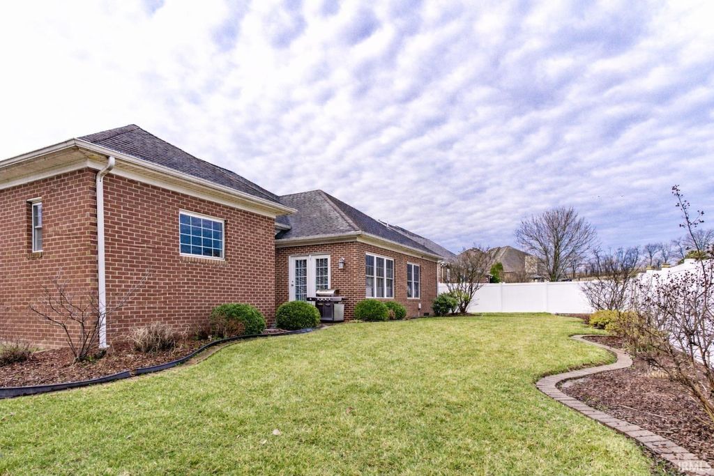Photo of 4510 Winsley Cove, Evansville, IN 47725 (MLS # 202606882)