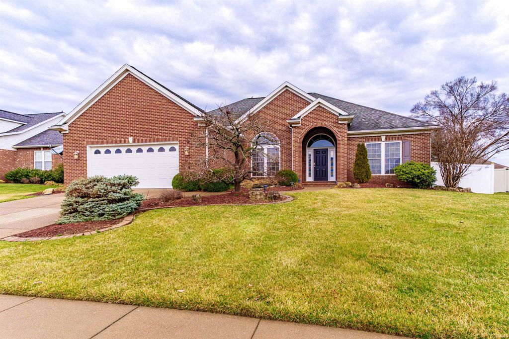 Photo of 4510 Winsley Cove, Evansville, IN 47725 (MLS # 202606882)