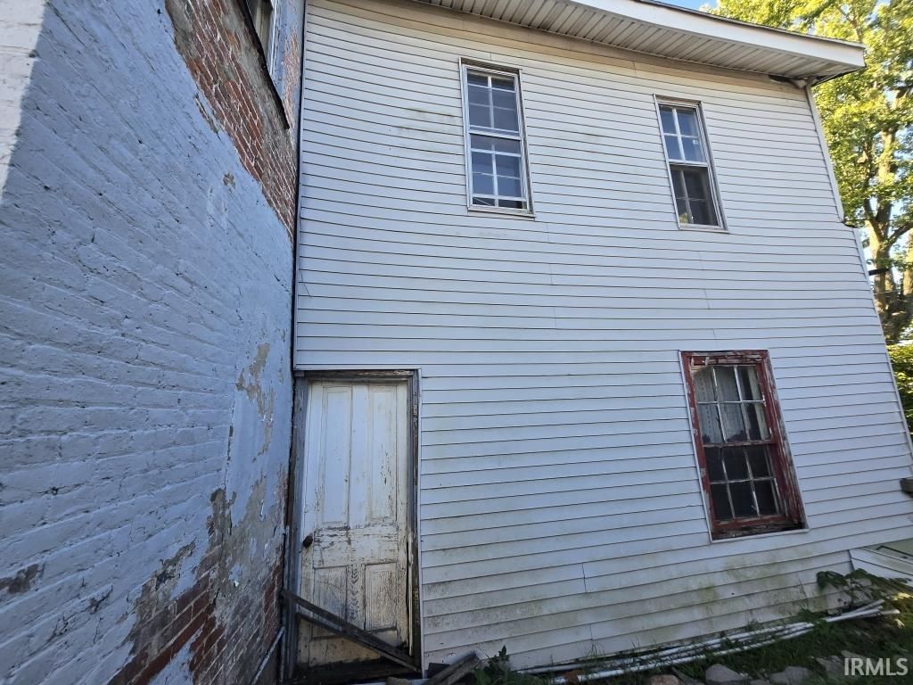 Photo of 86 Fort Wayne Avenue, Richmond, IN 47374 (MLS # 202548426)