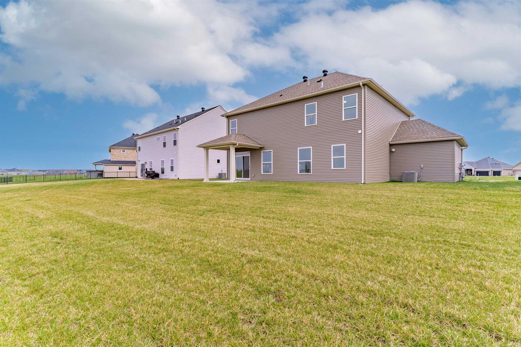 Photo of 5143 Jackson Drive, Newburgh, IN 47630 (MLS # 202608469)