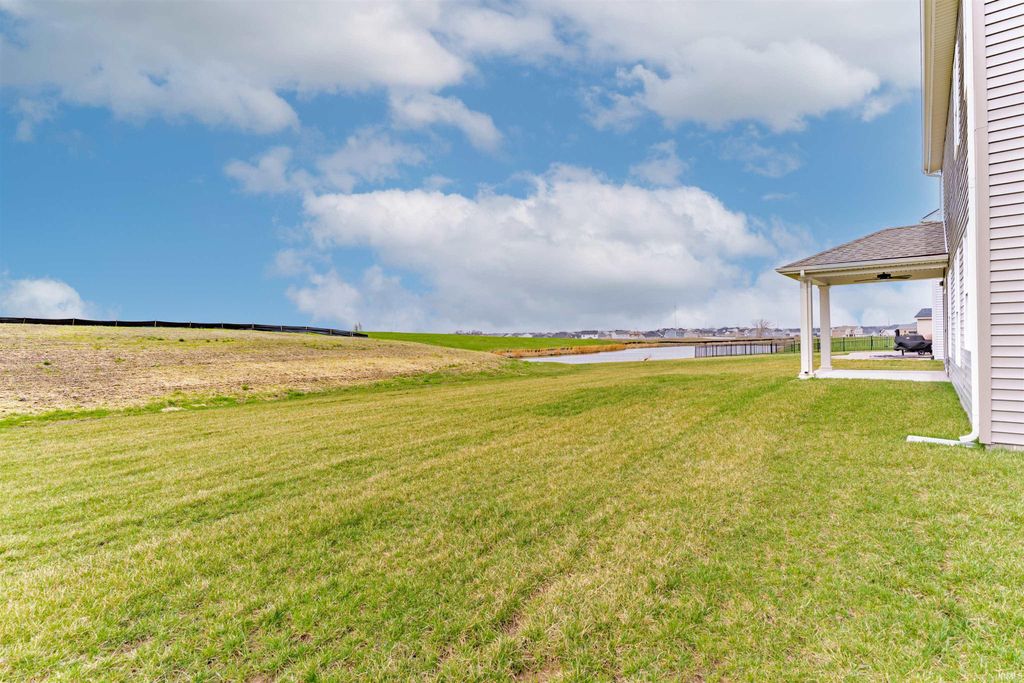 Photo of 5143 Jackson Drive, Newburgh, IN 47630 (MLS # 202608469)