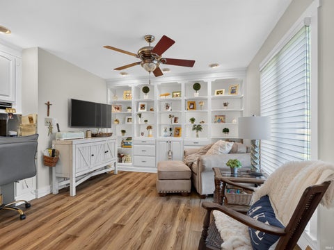 Tiny photo for 25424 N Shore Drive, Elkhart, IN 46514 (MLS # 202638027)