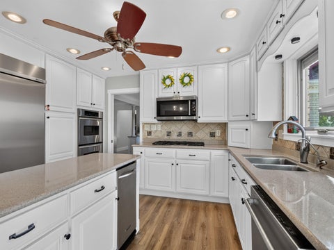 Tiny photo for 25424 N Shore Drive, Elkhart, IN 46514 (MLS # 202638027)