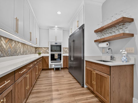 Tiny photo for 25424 N Shore Drive, Elkhart, IN 46514 (MLS # 202638027)
