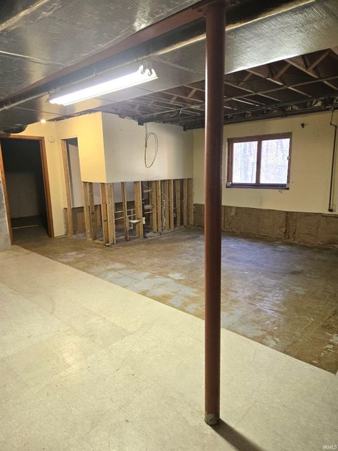 Tiny photo for 1605 E Woodland Drive, Bloomington, IN 47408 (MLS # 202545486)