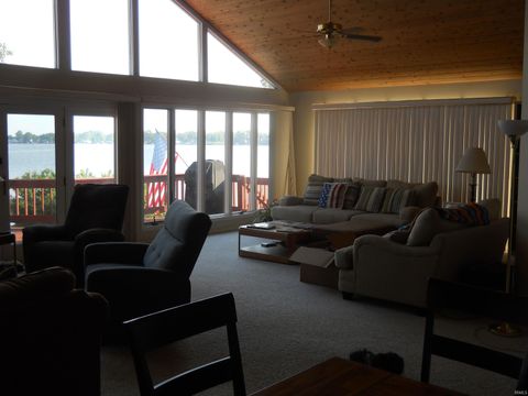 Tiny photo for 2910 Country Club Drive East Drive, Rochester, IN 46975 (MLS # 202522211)