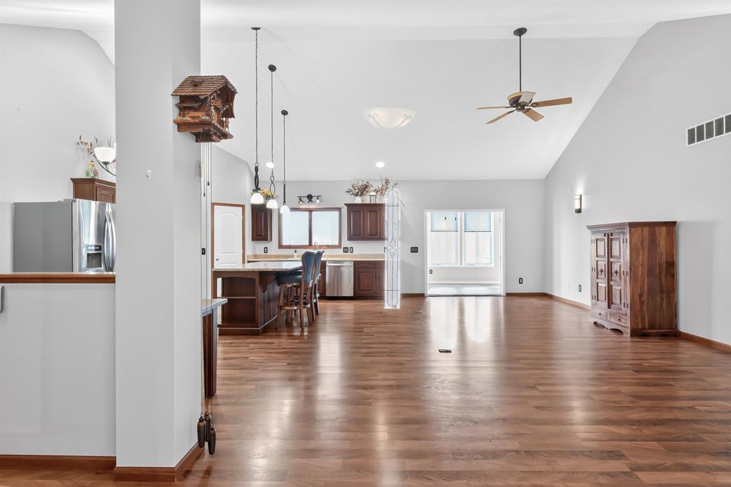 Photo of 1880 E Ridge Valley Drive, Warsaw, IN 46582 (MLS # 202610099)