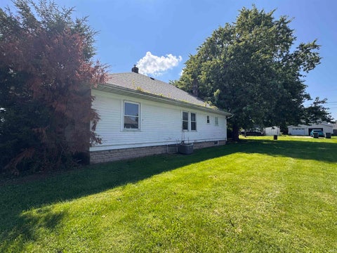 Tiny photo for 1609 N Webster Street, Kokomo, IN 46901 (MLS # 202636093)