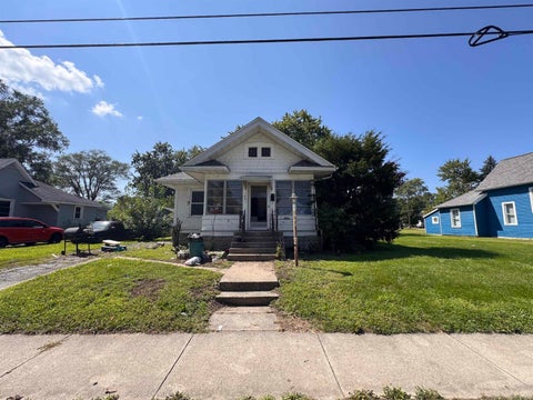 Photo of 1609 N Webster Street, Kokomo, IN 46901 (MLS # 202636093)