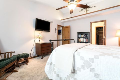 Tiny photo for 33671 Woodmont Ridge Drive, New Carlisle, IN 46552 (MLS # 202618501)