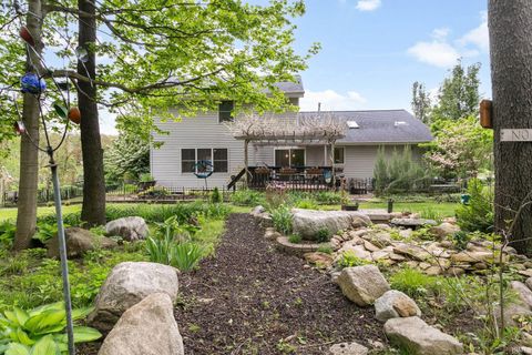 Tiny photo for 33671 Woodmont Ridge Drive, New Carlisle, IN 46552 (MLS # 202618501)
