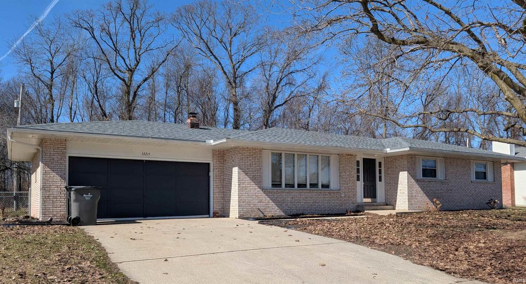 Photo of 52215 N Wayne Court, Granger, IN 46530 (MLS # 202606990)