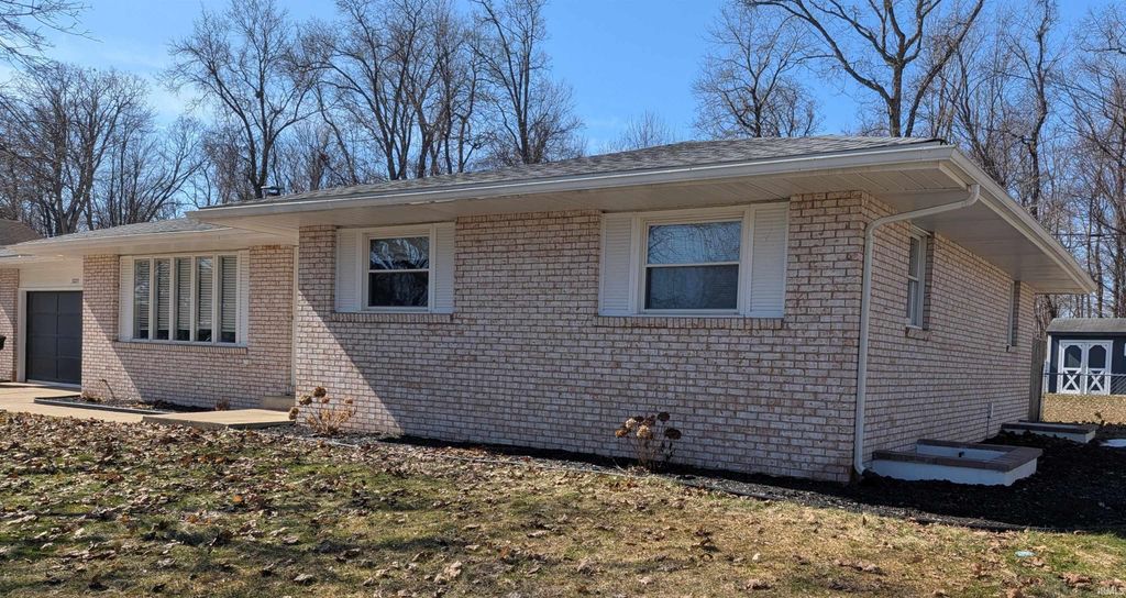 Photo of 52215 N Wayne Court, Granger, IN 46530 (MLS # 202606990)