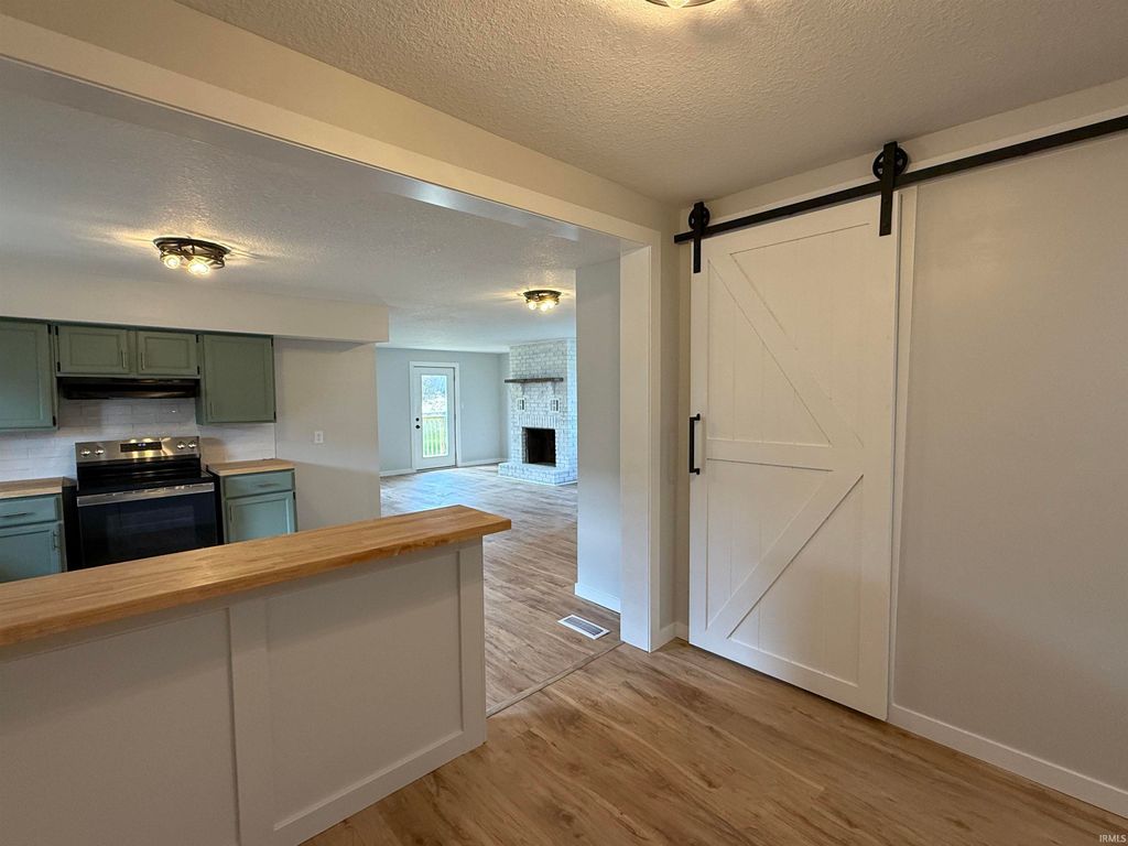 Photo of 1107 N Lima Road, Kendallville, IN 46755 (MLS # 202545415)