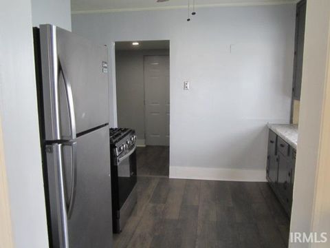 Tiny photo for 3109 Lawton Avenue, Elkhart, IN 46517 (MLS # 202612135)