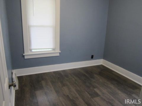 Tiny photo for 3109 Lawton Avenue, Elkhart, IN 46517 (MLS # 202612135)