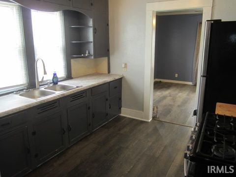 Tiny photo for 3109 Lawton Avenue, Elkhart, IN 46517 (MLS # 202612135)