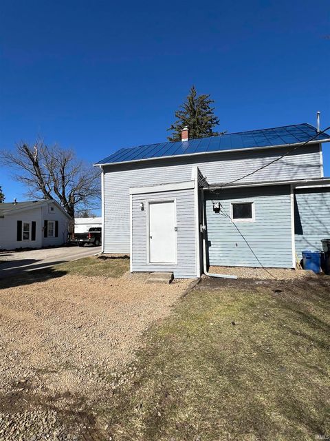 Tiny photo for 410 E Chicago Street, Columbia City, IN 46725 (MLS # 202606704)