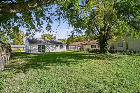 Tiny photo for 2560 Robinwood Drive, Lafayette, IN 47909 (MLS # 202642073)