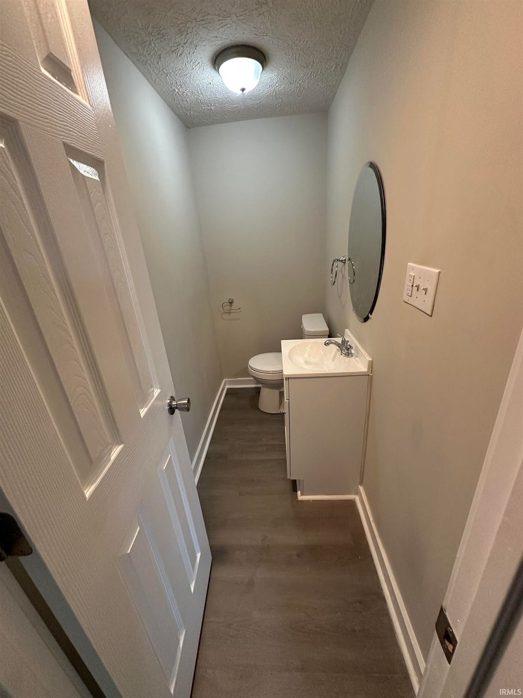 Photo of 413 S Cherry Street, Hartford City, IN 47348 (MLS # 202542307)