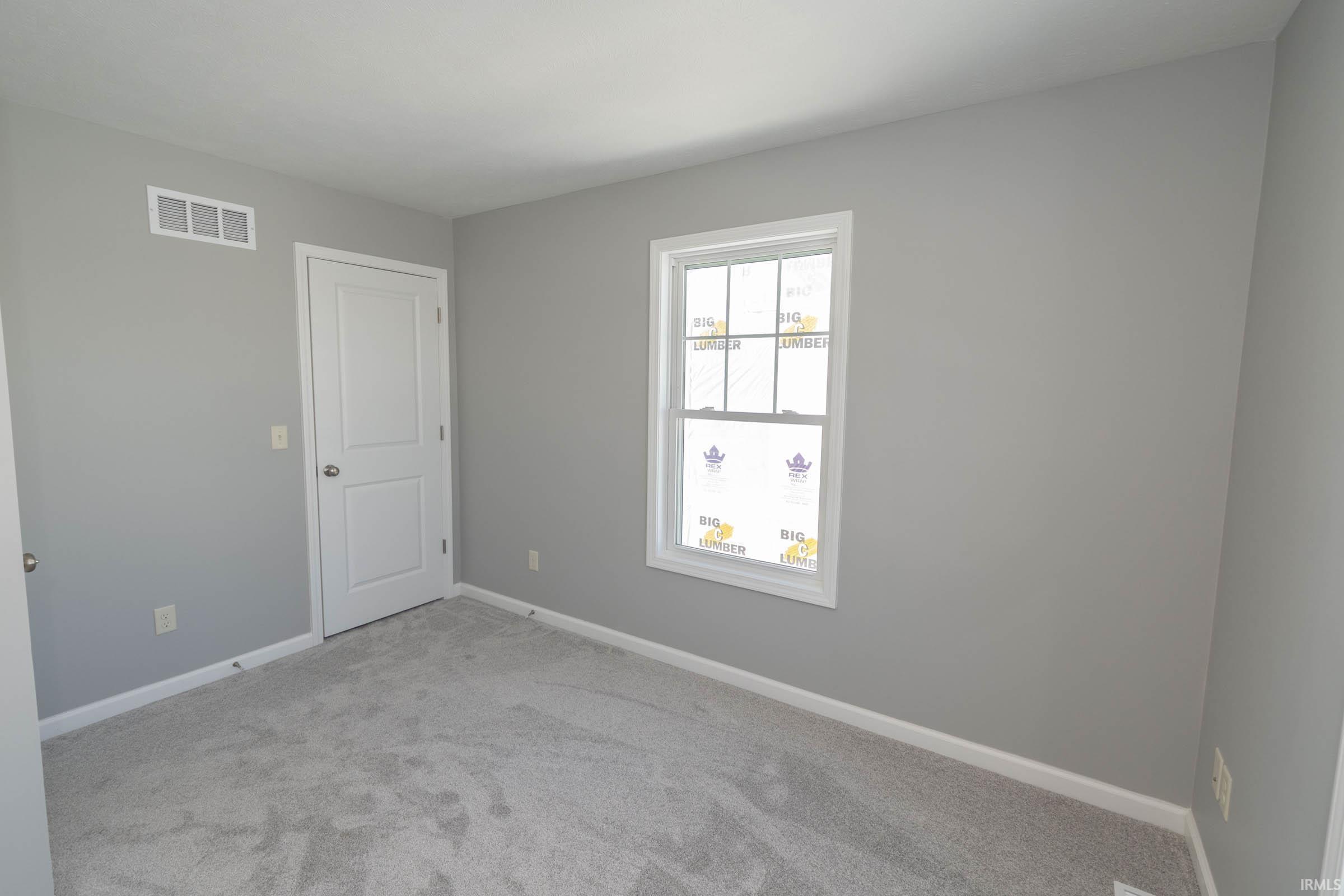 Mishawaka, Indiana 46544, United States, 3 Bedrooms Bedrooms, ,2 BathroomsBathrooms,Residential,Active,82