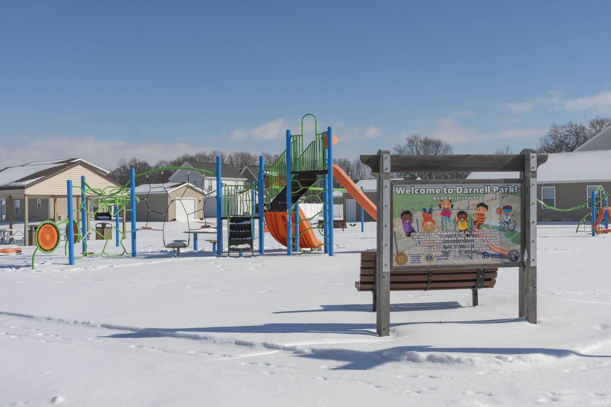 Mishawaka, Indiana 46544, United States, 3 Bedrooms Bedrooms, ,2 BathroomsBathrooms,Residential,Active,82