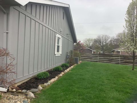 Tiny photo for 2805 ROCKFORD CT S Circle #2805, Kokomo, IN 46902 (MLS # 202611552)