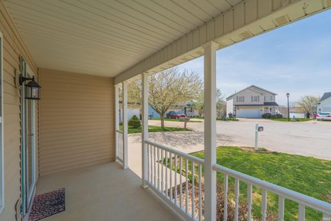 Tiny photo for 659 S Solitude Court, Bloomington, IN 47403 (MLS # 202603560)