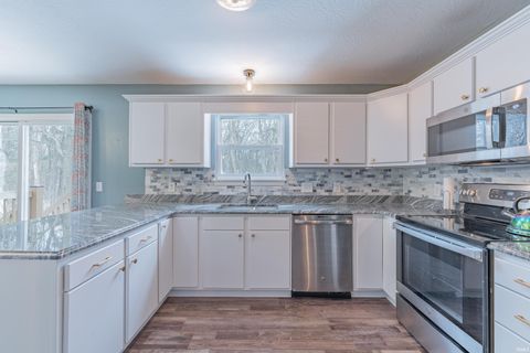 Tiny photo for 659 S Solitude Court, Bloomington, IN 47403 (MLS # 202603560)