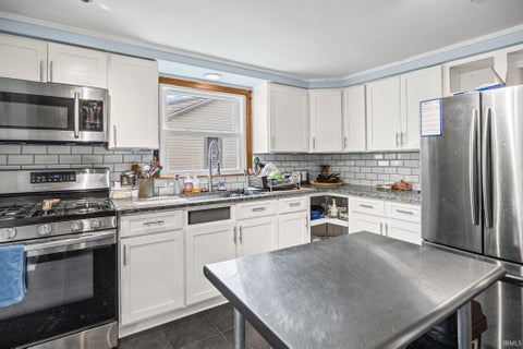 Tiny photo for 1622 Virginia Street, Lafayette, IN 47905 (MLS # 202636893)