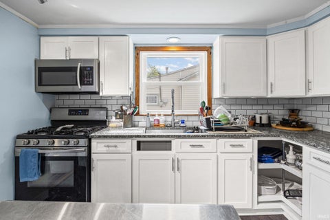 Tiny photo for 1622 Virginia Street, Lafayette, IN 47905 (MLS # 202636893)
