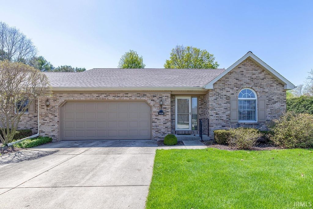 Photo of 1436 Hampton Circle, Goshen, IN 46526 (MLS # 202614354)