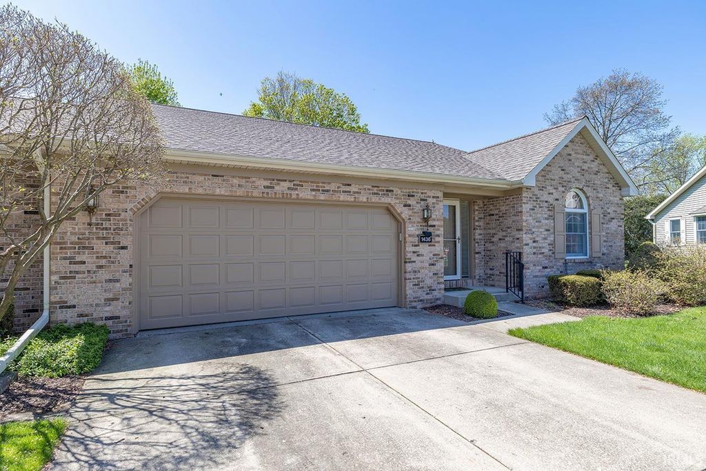 Photo of 1436 Hampton Circle, Goshen, IN 46526 (MLS # 202614354)