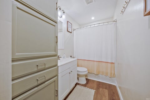 Tiny photo for 11225 Sharon Drive, Evansville, IN 47712 (MLS # 202632048)
